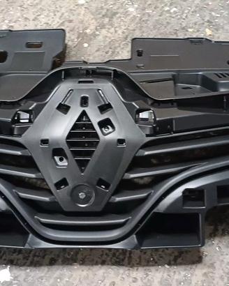 Griglia anteriore e passaruota anteriore Clio 4