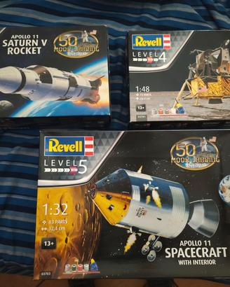 Kit  di montaggio revell tema spazio