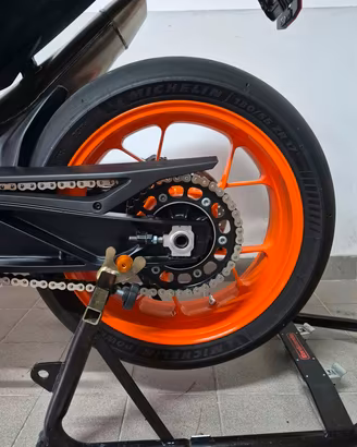 Ktm duke 890 R 2023