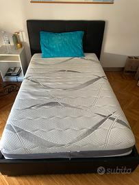 Letto Malm una piazza e mezzo + cassettiera Malm