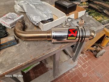 sxarico moto  Ackrapovic