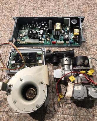 Tutto come da foto per  saunier  duval