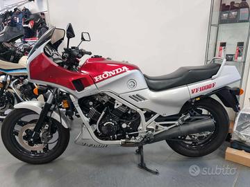 Honda VF 1000 F - 1987 - 16400 km