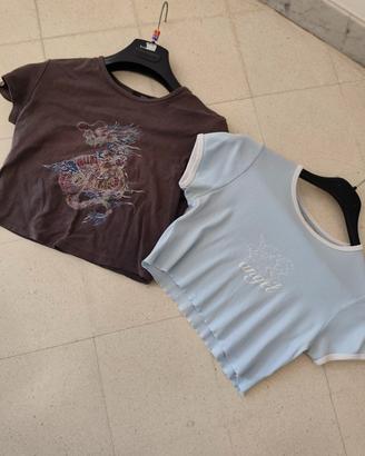 due magliette in cotone