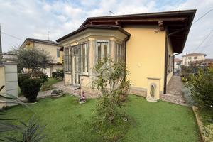 VILLA SINGOLA A PALAZZO PIGNANO