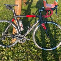 Bicicletta Pinarello Razha carbonio