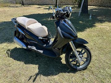 Scooter Beverly Cruiser