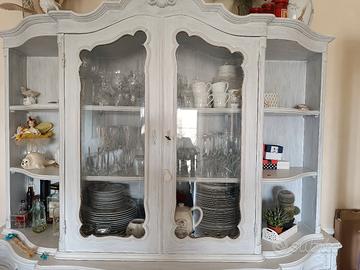 mobile vetrina vintage 