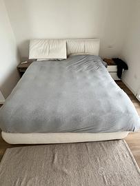Letto Matrimoniale imbottito bianco contenitore