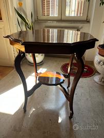 Tavolino antiquariato