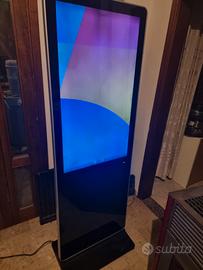 totem pubblicitario nova laucher 