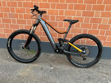 Moustache game 3 tg M