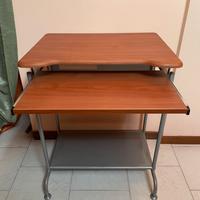 Scrivania con piano estraibile