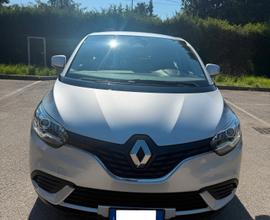 Renault Scenic 1.5 dci - NAV. - 12 MESI DI GARANZI