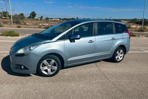 Peugeot 5008 PARI AL NUOVO