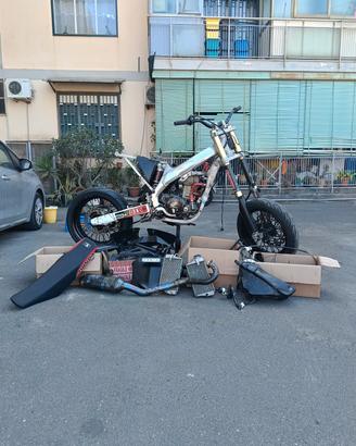 pezzi di ricambio  per Honda CRF 450x 2004