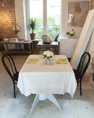 10 Tavoli ristorante con base metallica centrale