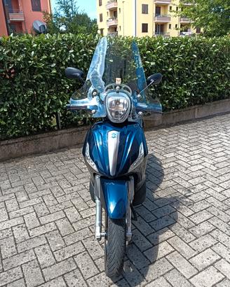 Piaggio Beverly 350 ie Sport Touring - 2013