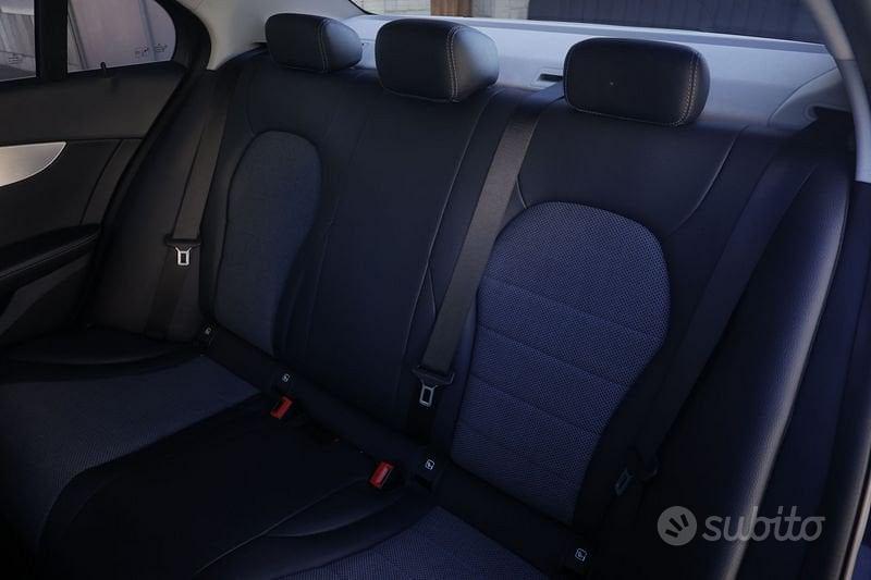 Mercedes-Benz C-Class 2017 photo 3
