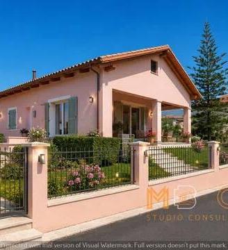 Villa di 90 m² con 4 locali e box auto a Albenga
