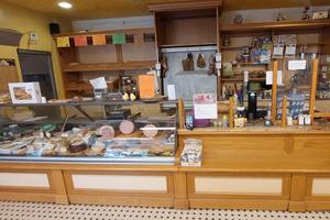 Licenza e interno di una bottega storica