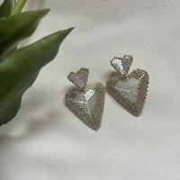 Orecchini pendenti a forma di cuore