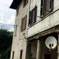Appartamento a Erba CO