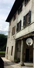 Appartamento a Erba CO