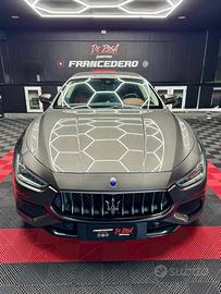 Maserati ghibli gransport sq4 430cv