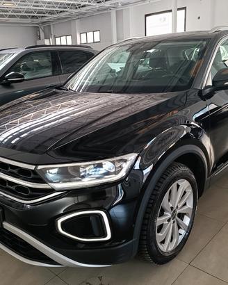 Volkswagen T-Roc 1.0 tsi STYLE 110cv UFFICIALE VOL