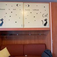 Armadio a ponte completo in buone condizioni