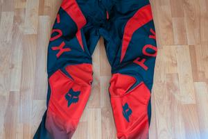 Pantaloni Fox nuovi taglia.32