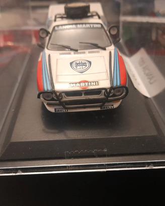 Lancia 037 Martini Safari Modellino Scala 1/43