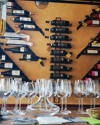 Portabottiglie design Ali di Gabbiano + cantinette