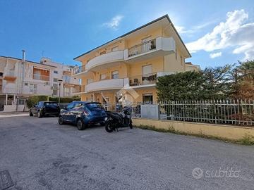 MULTILOCALE A PINETO