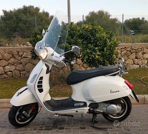 VESPA 300 GTS