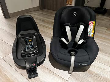 Maxicosi Pearl Pro2  + base FamilyFix 3