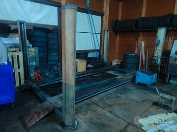 ponte sollevatore meccanico