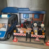playmobil caserma + camion + elicottero polizia