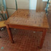 Tavolo classico Allungabile