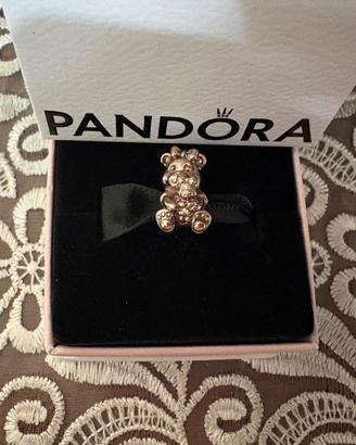 Charm orso con cucciolo Pandora 