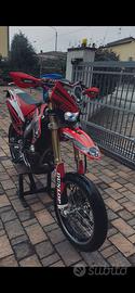 Plastiche con grafiche hm 50