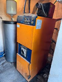 Caldaia a gasolio usata potenza termica 33,40KW