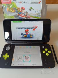New Nintendo 2DS XL Black Lime Green + Mario Kart 