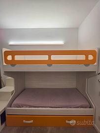 Letto a castello con 3 posti letto