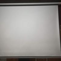 Telo videoproiettore motorizzato 100"