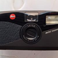 FOTOCAMERA LEICA MINI 2OOM