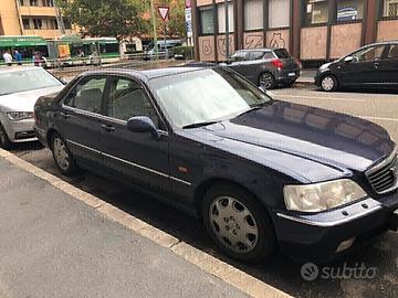 Honda Legend 3.5i V6 24V cat Sedan