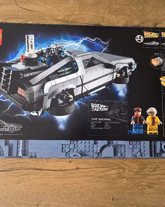 LEGO 10300 Macchina del Tempo Ritorno al Futuro