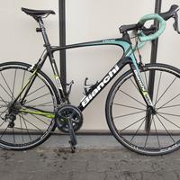 bianchi intenso BELKIN ULTEGRA 11v FULCRUM ZERO 